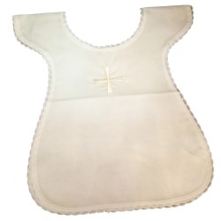 Vêtement de baptême pour bébé motif croix