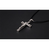 Croix pendentif - acier - avec collier