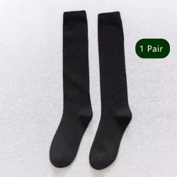 Chaussettes noires longues...