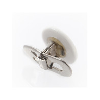 Bouton tibi pour soutane blanc – fixation pour col simple ou double