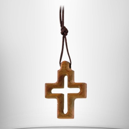 Pendentif croix d'olivier