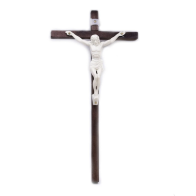 Crucifix en bois, 11 x 21 cm.